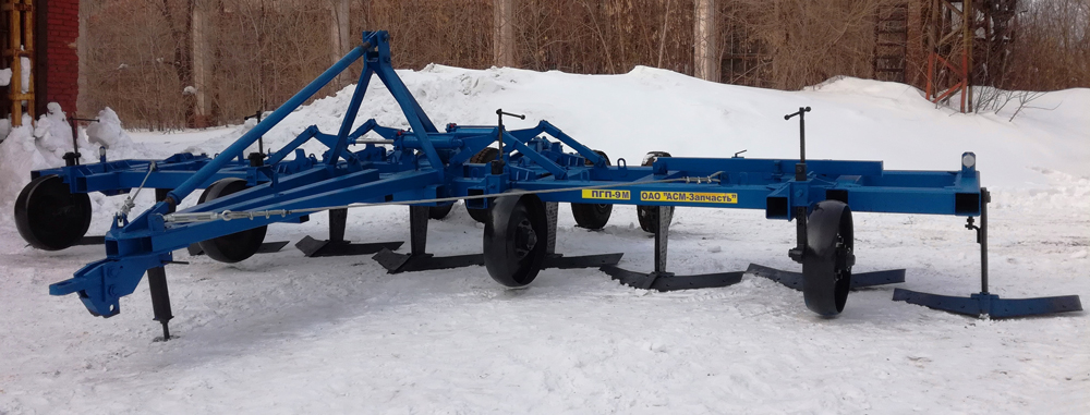 Плоскорез-глубокорыхлитель прицепной ПГП-9.